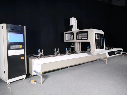 6500mm 4 άξονες κέντρο επεξεργασίας CNC μηχανές CNC για επεξεργασία προφίλ τοίχου κουρτίνας αλουμινίου