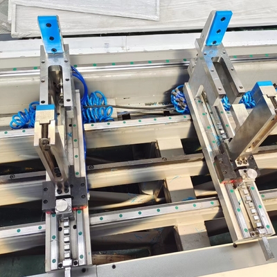 CNC κραμάτων τεσσάρων άξονα αυτόματο επεξεργαμένος στη μηχανή κέντρο για την παραγωγή του τοίχου κουρτινών σπιτιών δωματίων