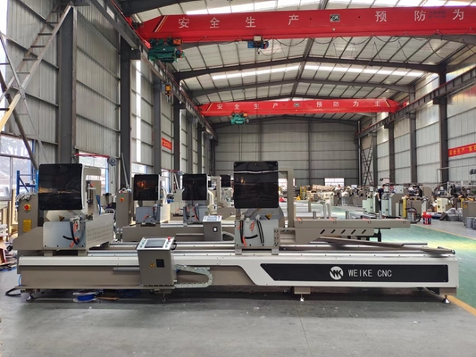CNC UPVC πόρτα παραθύρων πριονιών κοπής αργιλίου που κατασκευάζει τα μηχανήματα το διπλό κεφάλι