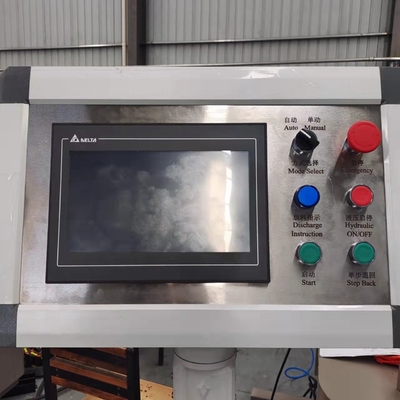 Αυτόματη μηχανή CNC 4 κεφαλής γωνία Crimping για την κατασκευή από αλουμίνιο παράθυρο πόρτα με σύστημα δέλτα