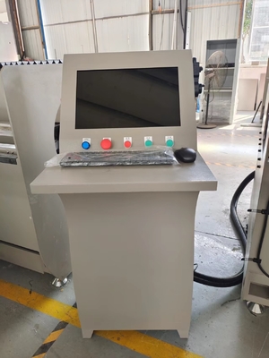 2500mm αυτόματο 3 άξονα CNC πολυτέλης δρομολογητής για το άλουμινο παράθυρο πόρτα και τοίχος κουρτίνας