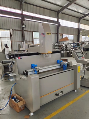 1200mm CNC Copy Router Drilling Milling Machine για το αλουμίνιο UPVC μηχανή κατασκευής πόρτας παραθύρου
