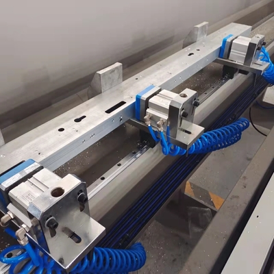 Διπλό κεφάλι αλουμινίου CNC αντιγράφηση Router τρύπες τρυπάνι μηχανή για βιομηχανικά αλουμινίου και κρασί ντουλάπια