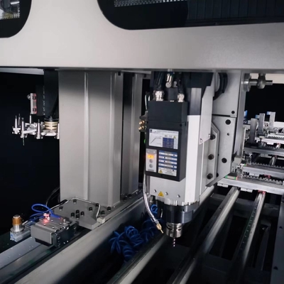 6500mm 4 άξονες κέντρο επεξεργασίας CNC μηχανές CNC για επεξεργασία προφίλ τοίχου κουρτίνας αλουμινίου