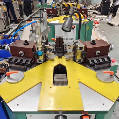 160mm 140mm Αλουμινίου γωνία Crimping Machine Για Sash Awning παράθυρο πλαίσιο