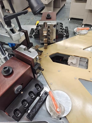 120mm 140mm 160mm Αλουμινίου Γωνία παράθυρο Crimping Machine Crimp Αλουμινίου προφίλ λεπτά σε 90o