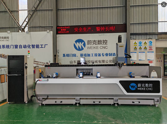 Κέντρο επεξεργασίας CNC 3+1 άξονα για την επεξεργασία παραθύρων και θυρών από αλουμίνιο