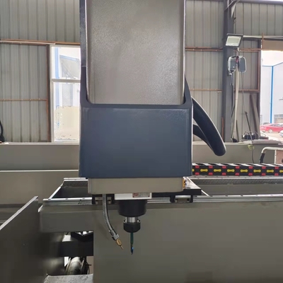 Μηχανή διπλής κεφαλής CNC για τρυπήματα και φρένες για προφίλ αλουμινίου